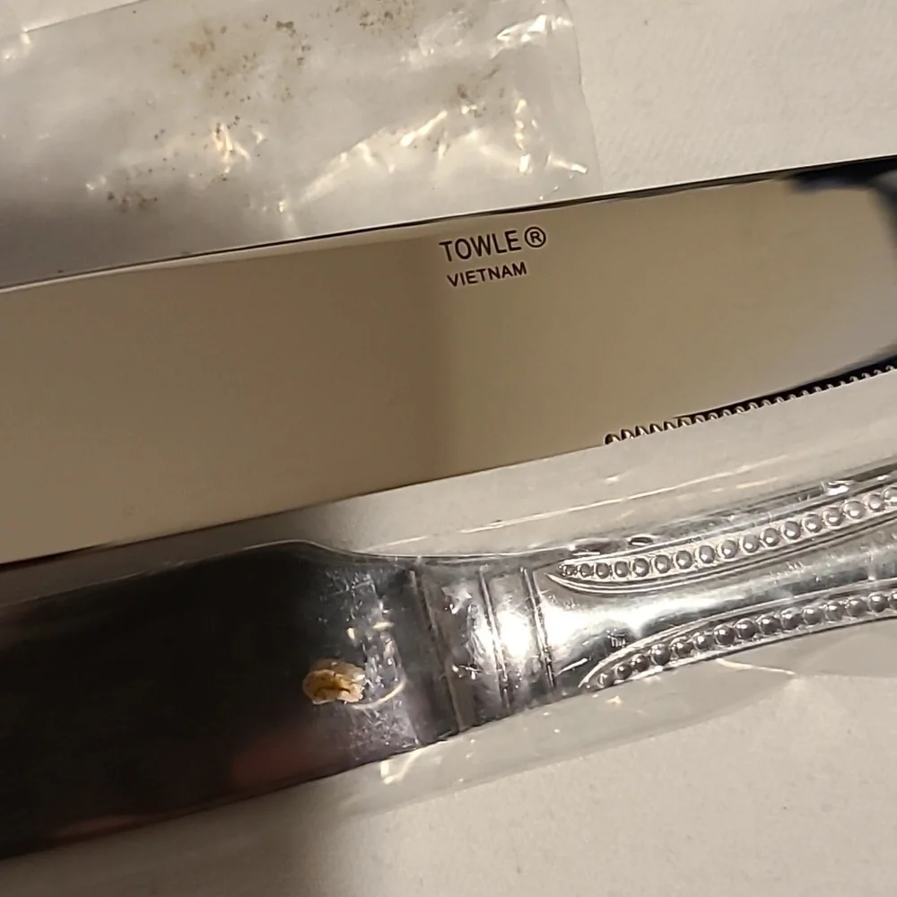 Towle Beaded Antique 18/10 Vietnam Flateware Fork Spoon Knife (Bundle of 14) - Picture 7 of 15